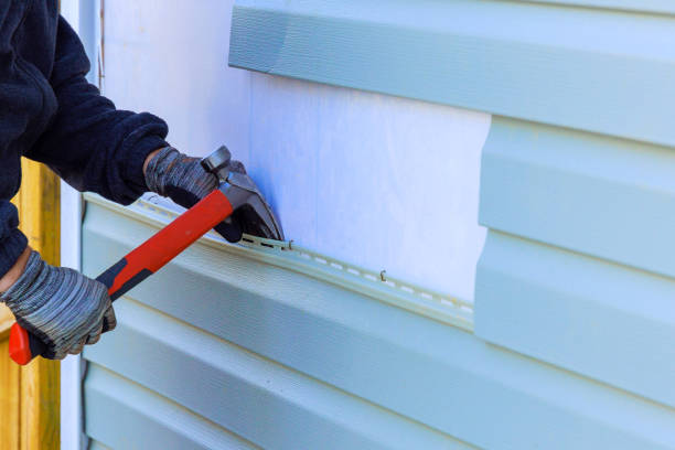 Reliable Emergency Siding Repair contractor in Roanoke, VA by Squared Siding